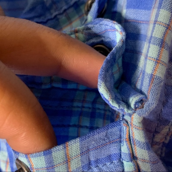 H&M- Blue Plaid Long Sleeve Button Up 1.5-2yrs - Picture 5 of 9